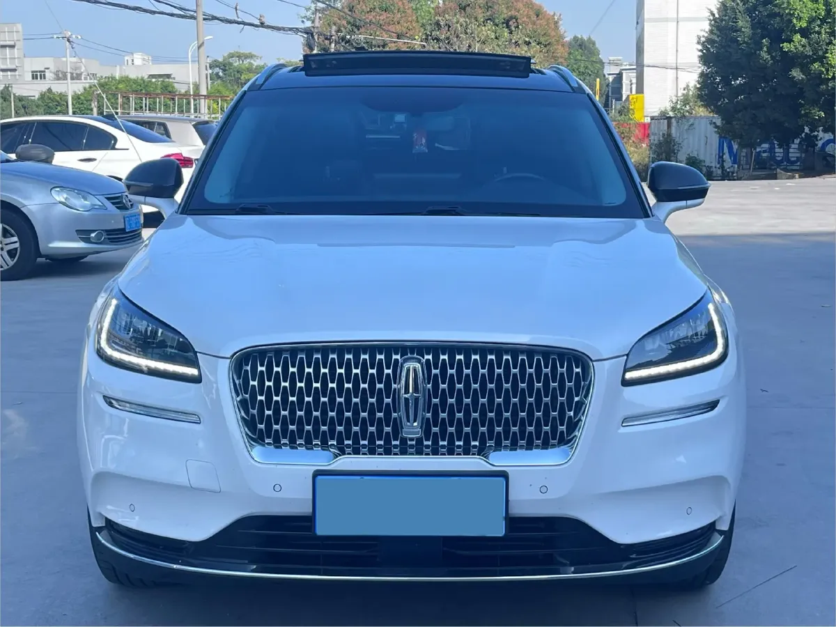 2022 Lincoln Corsair 2.0T 245HP L4 8AT,autocango,china used car exporter,china ev exporter,chinese used car exporter,chinese used ev exporter
