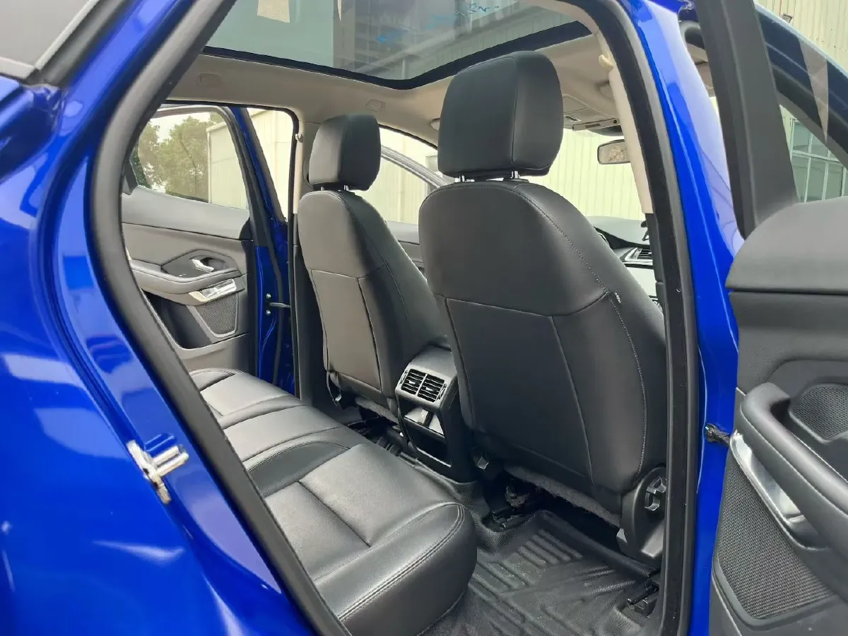 2018 Jaguar XEL 2.0T 200HP L4 8AT,autocango,china used car exporter,china ev exporter,chinese used car exporter,chinese used ev exporter