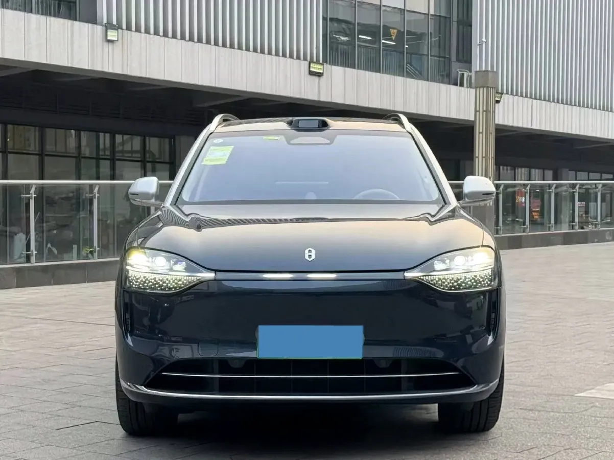 2025 AITO AITO M9 REEV 160HP REEV 52KWH,autocango,china used car exporter,china ev exporter,chinese used car exporter,chinese used ev exporter