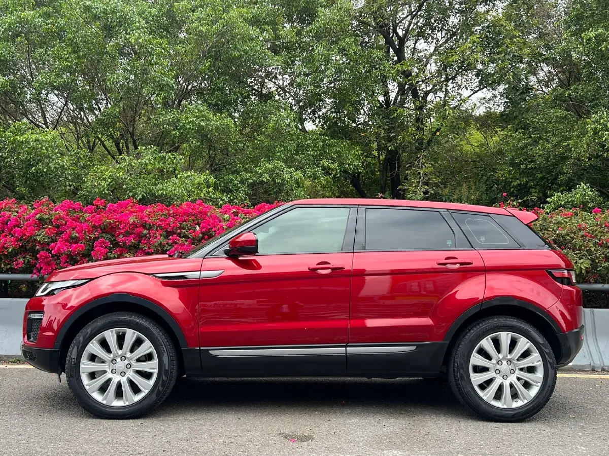 2018 Land Rover Range Rover Evoque 2.0T 241HP L4 9AT,autocango,china used car exporter,china ev exporter,chinese used car exporter,chinese used ev exporter