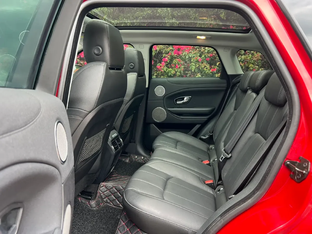 2018 Land Rover Range Rover Evoque 2.0T 241HP L4 9AT,autocango,china used car exporter,china ev exporter,chinese used car exporter,chinese used ev exporter