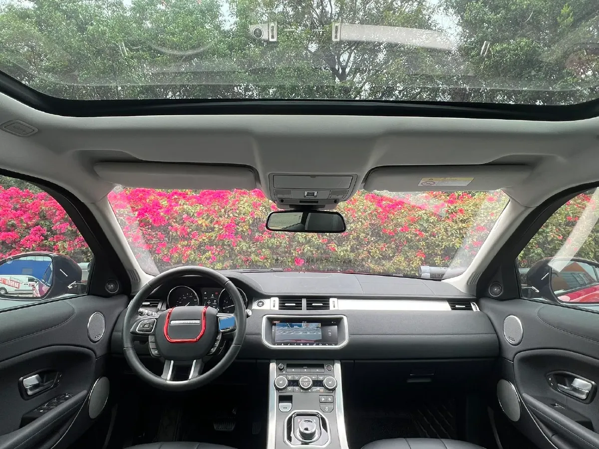 2018 Land Rover Range Rover Evoque 2.0T 241HP L4 9AT,autocango,china used car exporter,china ev exporter,chinese used car exporter,chinese used ev exporter