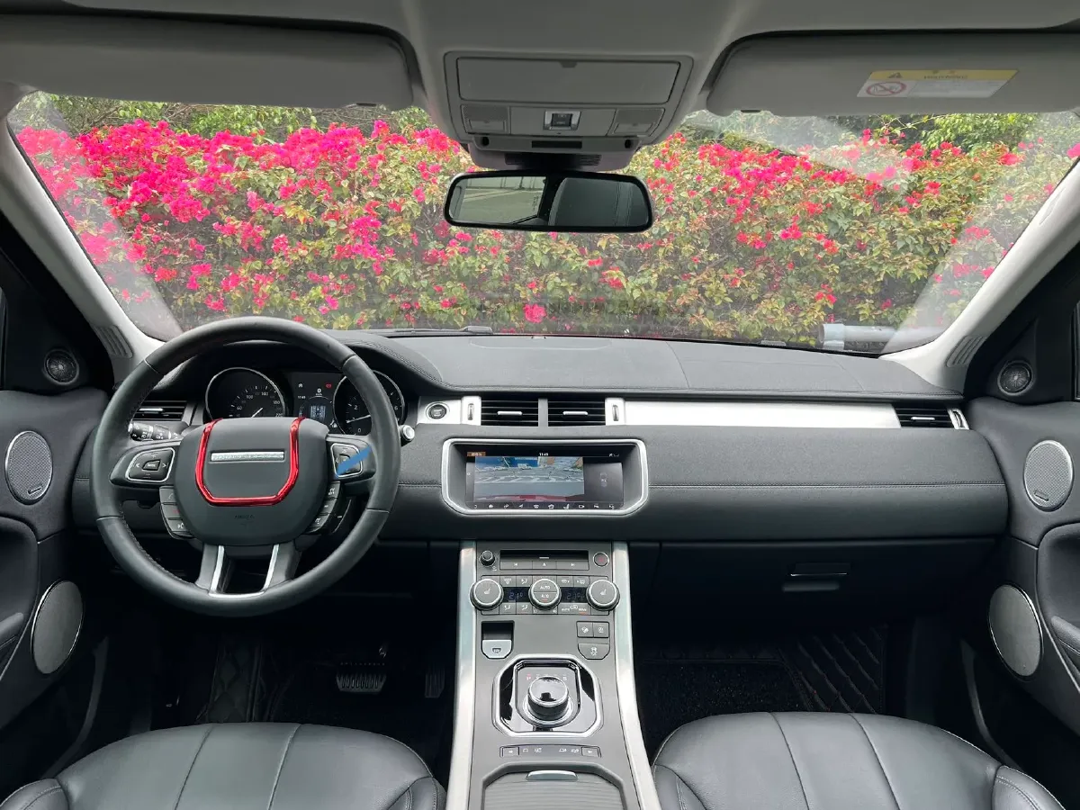 2018 Land Rover Range Rover Evoque 2.0T 241HP L4 9AT,autocango,china used car exporter,china ev exporter,chinese used car exporter,chinese used ev exporter