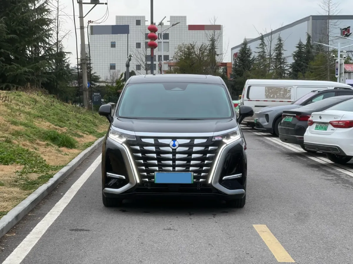2024 Denza D9 1.5T 139HP L4 E-CVT PHEV 40KWH,autocango,china used car exporter,china ev exporter,chinese used car exporter,chinese used ev exporter