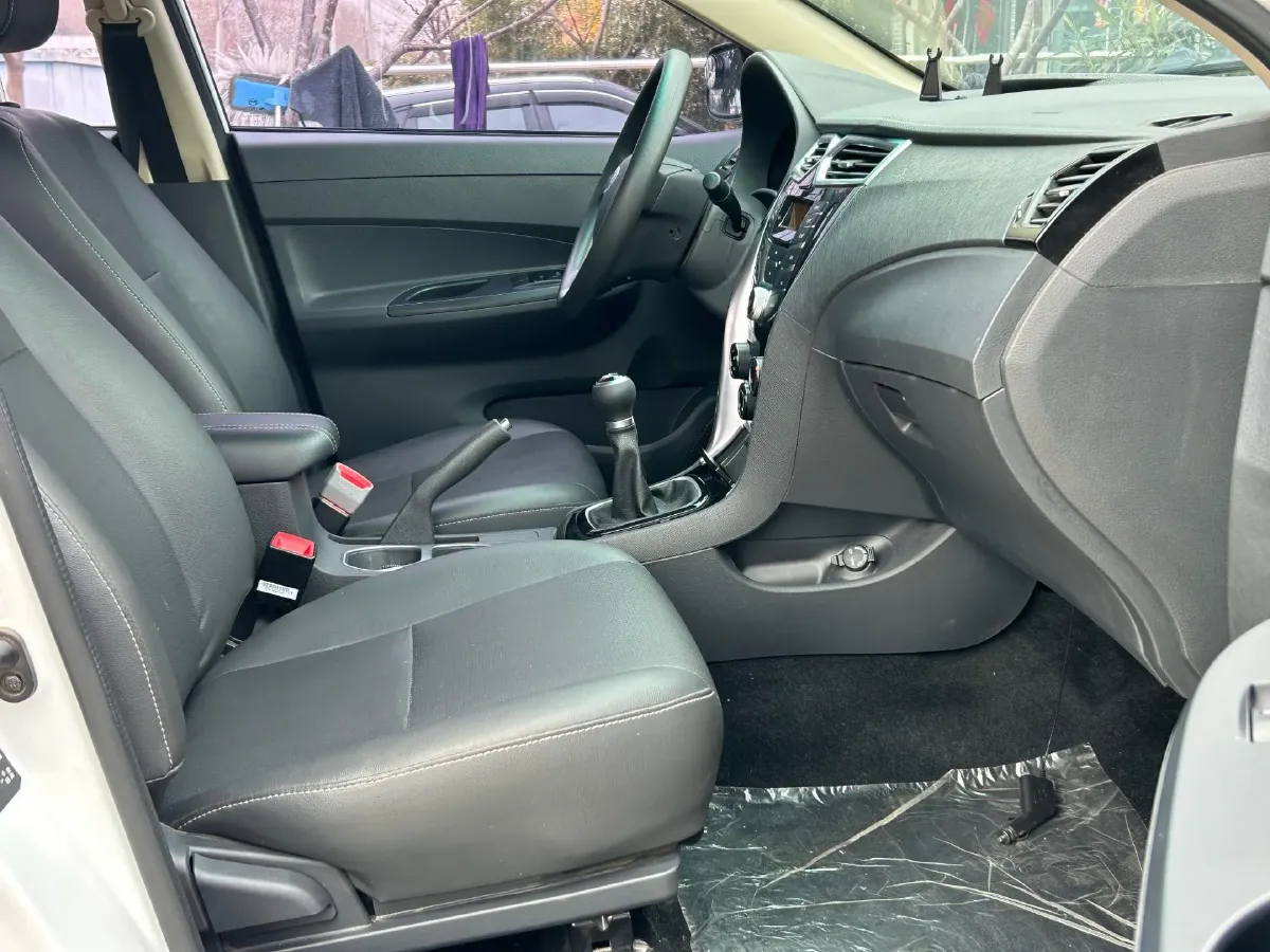 2020 BYD F3 1.5L 109HP L4 5MT,autocango,china used car exporter,china ev exporter,chinese used car exporter,chinese used ev exporter