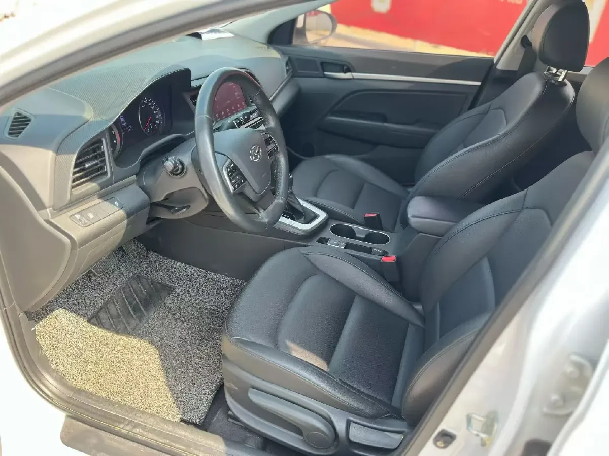 2019 Hyundai Elantra 1.5L 115HP L4 CVT,autocango,china used car exporter,china ev exporter,chinese used car exporter,chinese used ev exporter