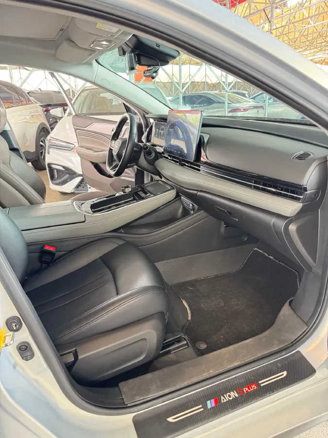 2022 ChangAn Oshan Z6 1.5T 170HP L4 6TCT PHEV 28.4KWH,autocango,china used car exporter,china ev exporter,chinese used car exporter,chinese used ev exporter