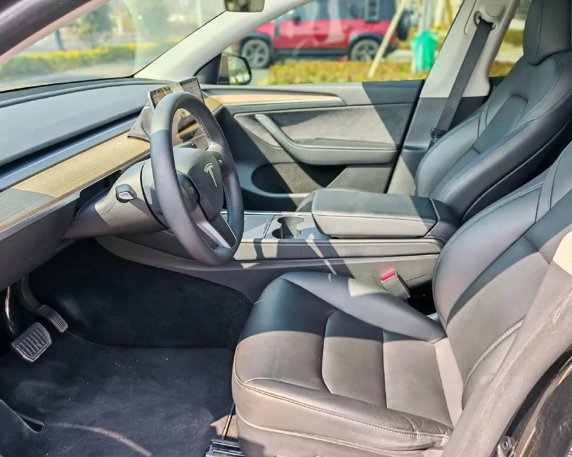 2022 Tesla Model Y BEV 60KWH,autocango,china used car exporter,china ev exporter,chinese used car exporter,chinese used ev exporter