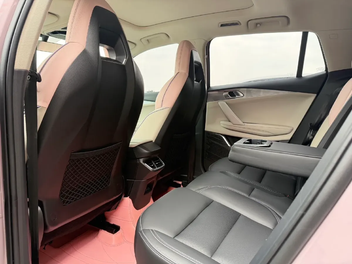 2022 Ruichi Auto EC71 BEV 50.232KWH,autocango,china used car exporter,china ev exporter,chinese used car exporter,chinese used ev exporter