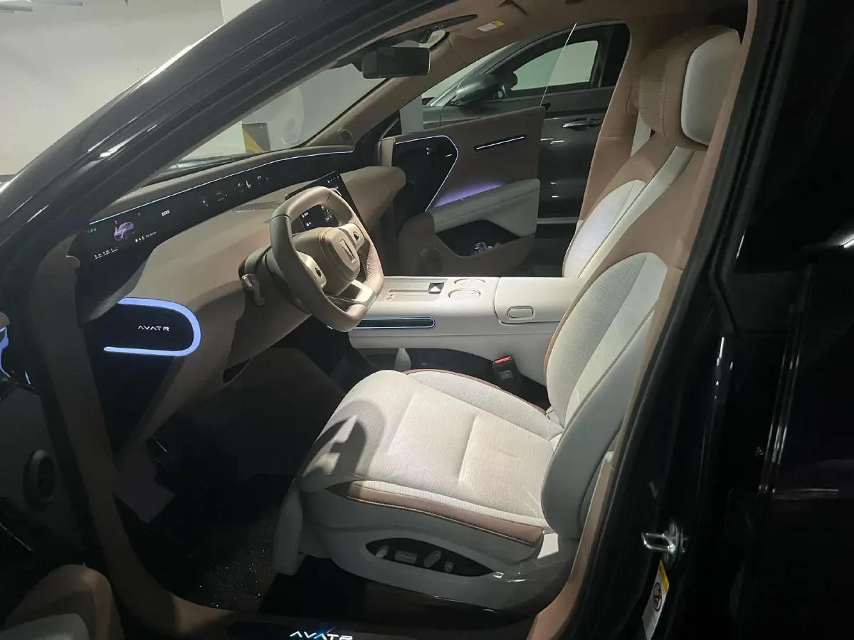 2024 Avatr 07 1.5T 156HP L4 REEV 39.05KWH,autocango,china used car exporter,china ev exporter,chinese used car exporter,chinese used ev exporter