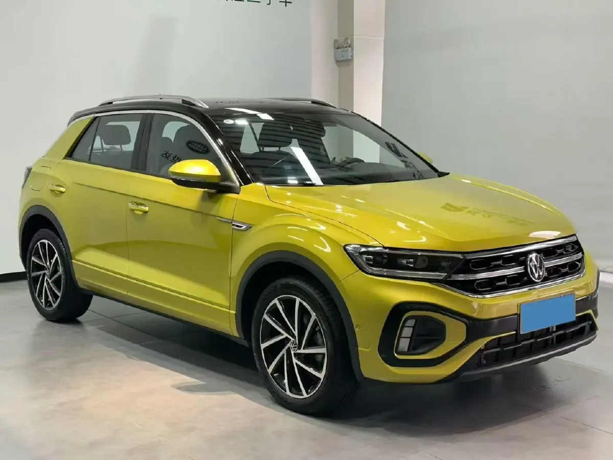 2023 Volkswagen T-Roc 1.5T 160HP L4 7DCT,autocango,china used car exporter,china ev exporter,chinese used car exporter,chinese used ev exporter