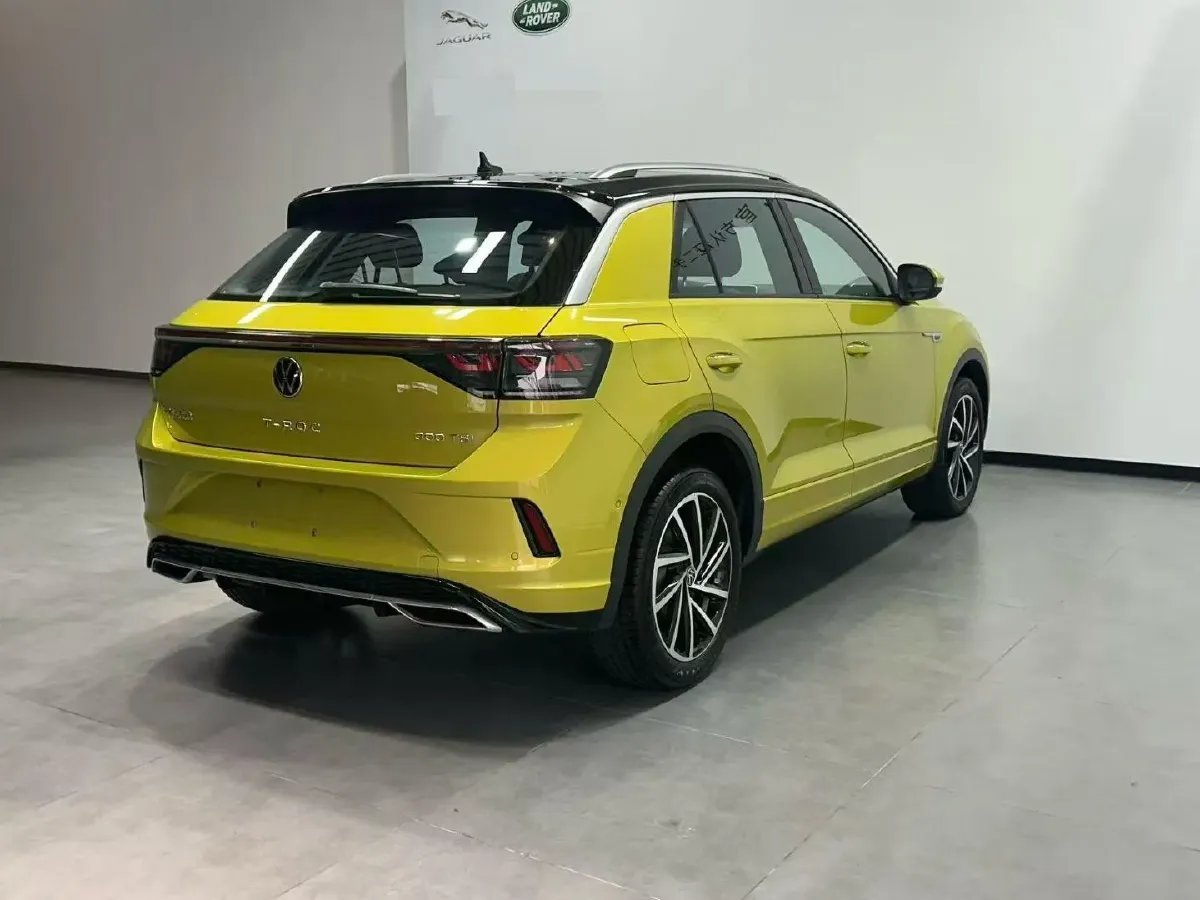 2023 Volkswagen T-Roc 1.5T 160HP L4 7DCT,autocango,china used car exporter,china ev exporter,chinese used car exporter,chinese used ev exporter