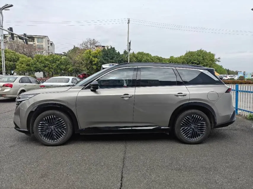 2024 Nissan Pathfinder 2.0T 252HP L4 9AT,autocango,china used car exporter,china ev exporter,chinese used car exporter,chinese used ev exporter