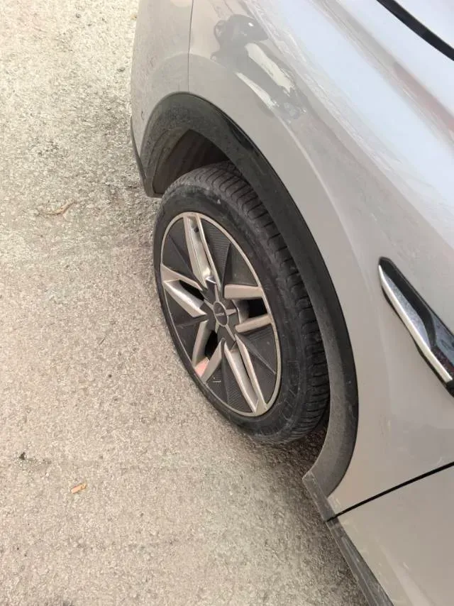 2022 Roewe Whale 2.0T 231HP L4 8AT,autocango,china used car exporter,china ev exporter,chinese used car exporter,chinese used ev exporter