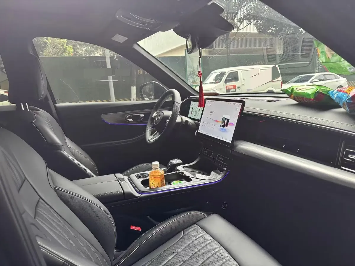 2025 GAC Trumpchi GS8 2.0T 252HP L4 8AT,autocango,china used car exporter,china ev exporter,chinese used car exporter,chinese used ev exporter