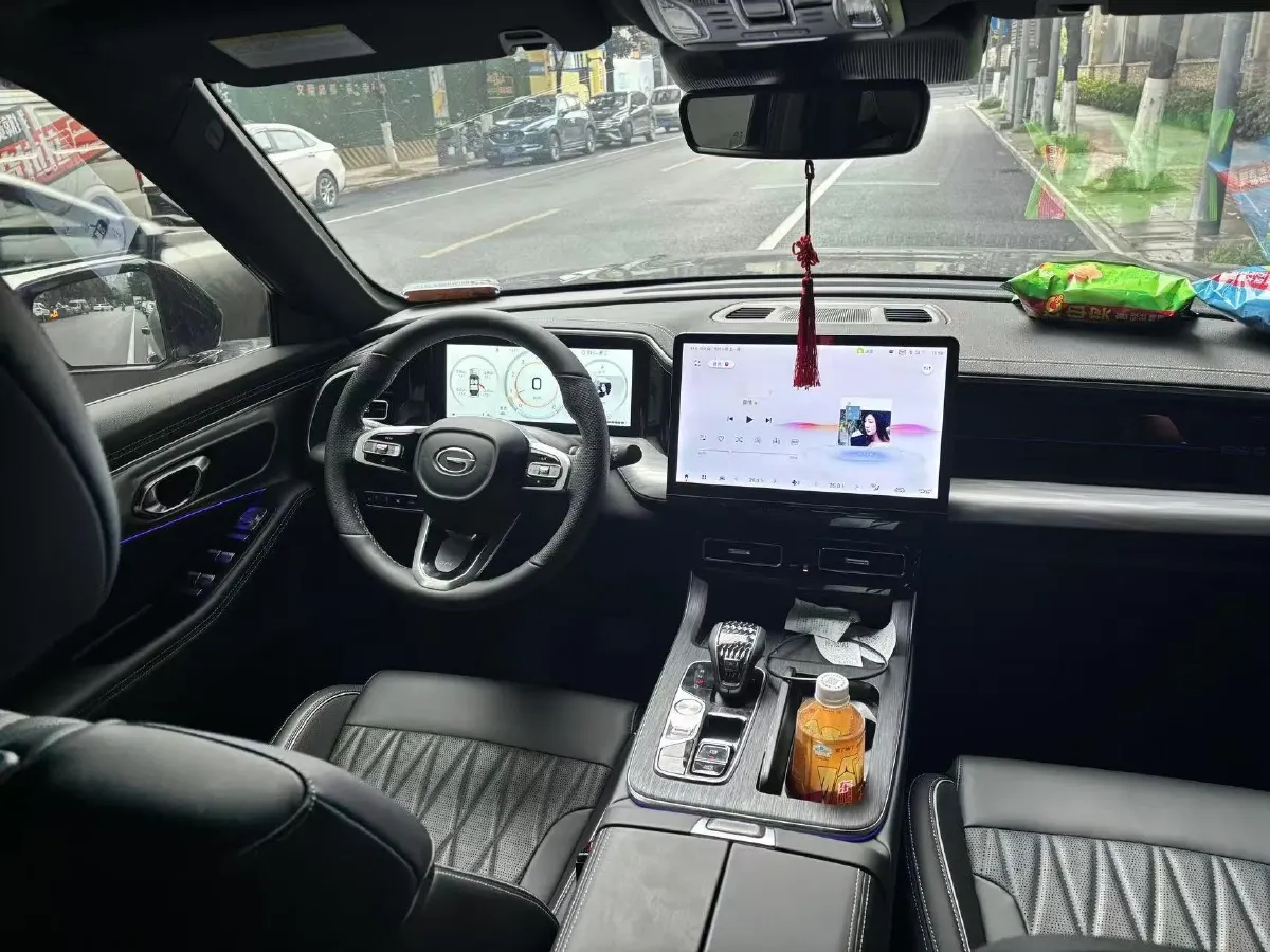 2025 GAC Trumpchi GS8 2.0T 252HP L4 8AT,autocango,china used car exporter,china ev exporter,chinese used car exporter,chinese used ev exporter