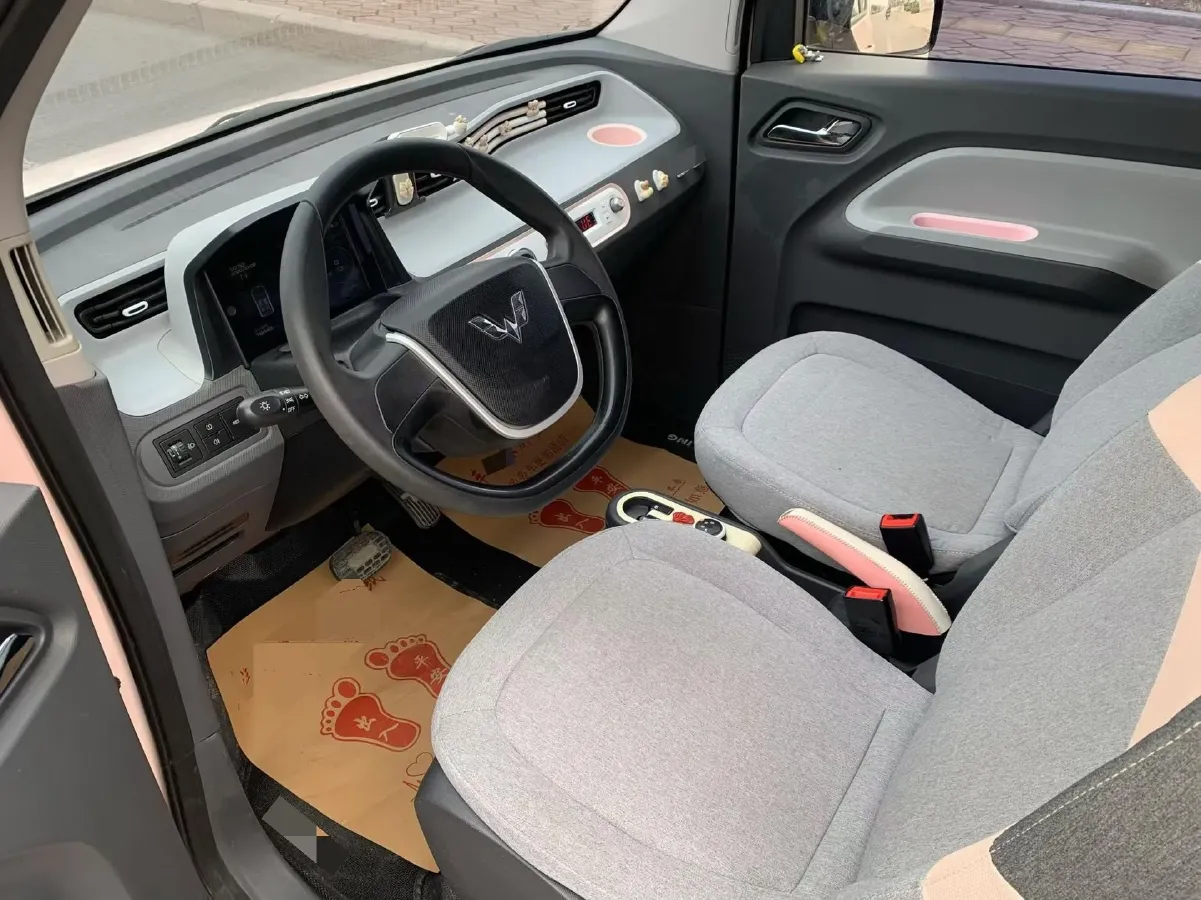 2020 WuLing HongGuang MINI EV BEV 9.3KWH,autocango,china used car exporter,china ev exporter,chinese used car exporter,chinese used ev exporter