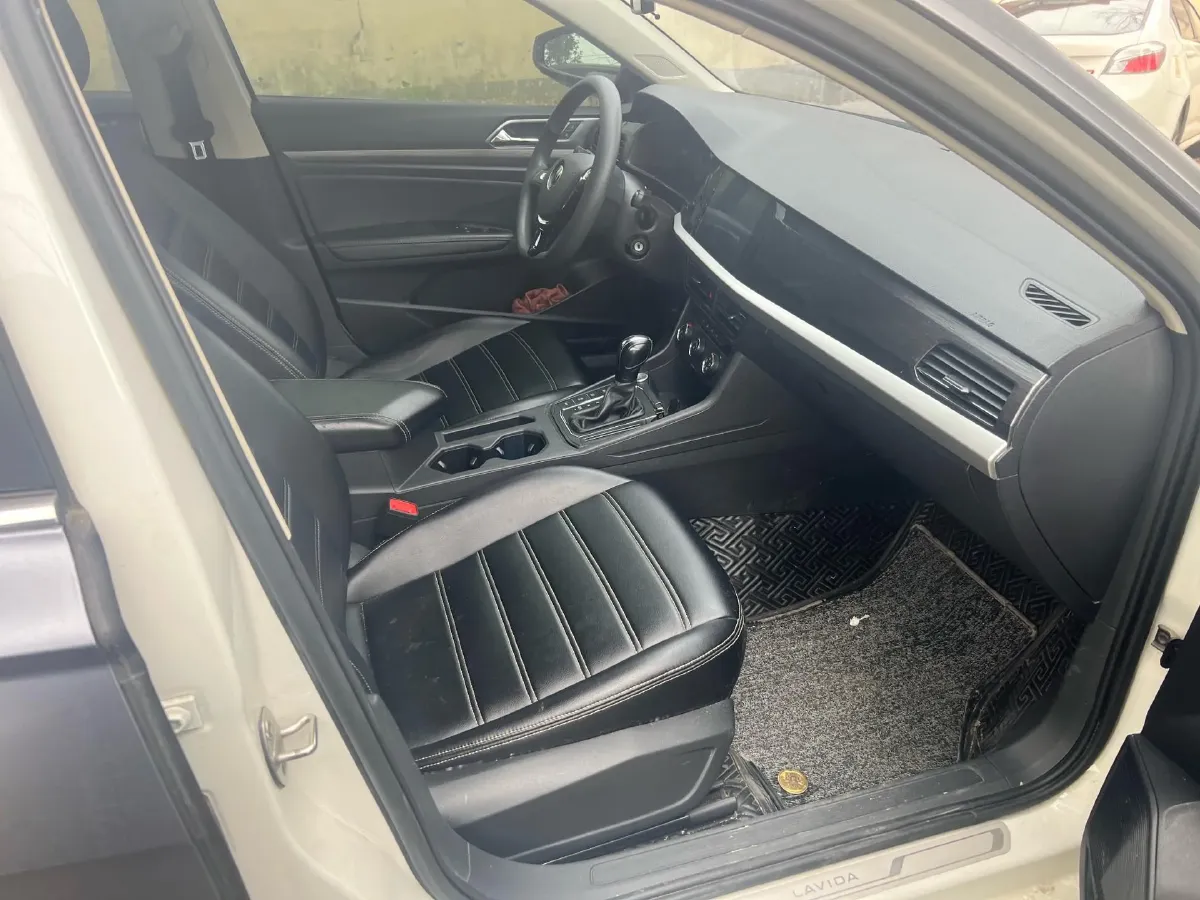 2021 Volkswagen Lavida 1.4T 150HP L4 7DCT,autocango,china used car exporter,china ev exporter,chinese used car exporter,chinese used ev exporter