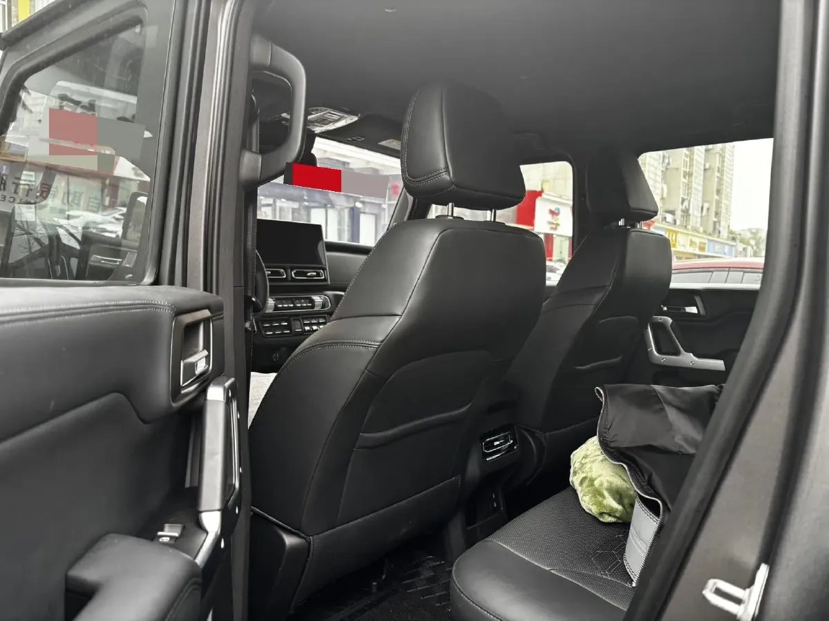 2024 212 212 T01 2.0T 252HP L4 8AT,autocango,china used car exporter,china ev exporter,chinese used car exporter,chinese used ev exporter