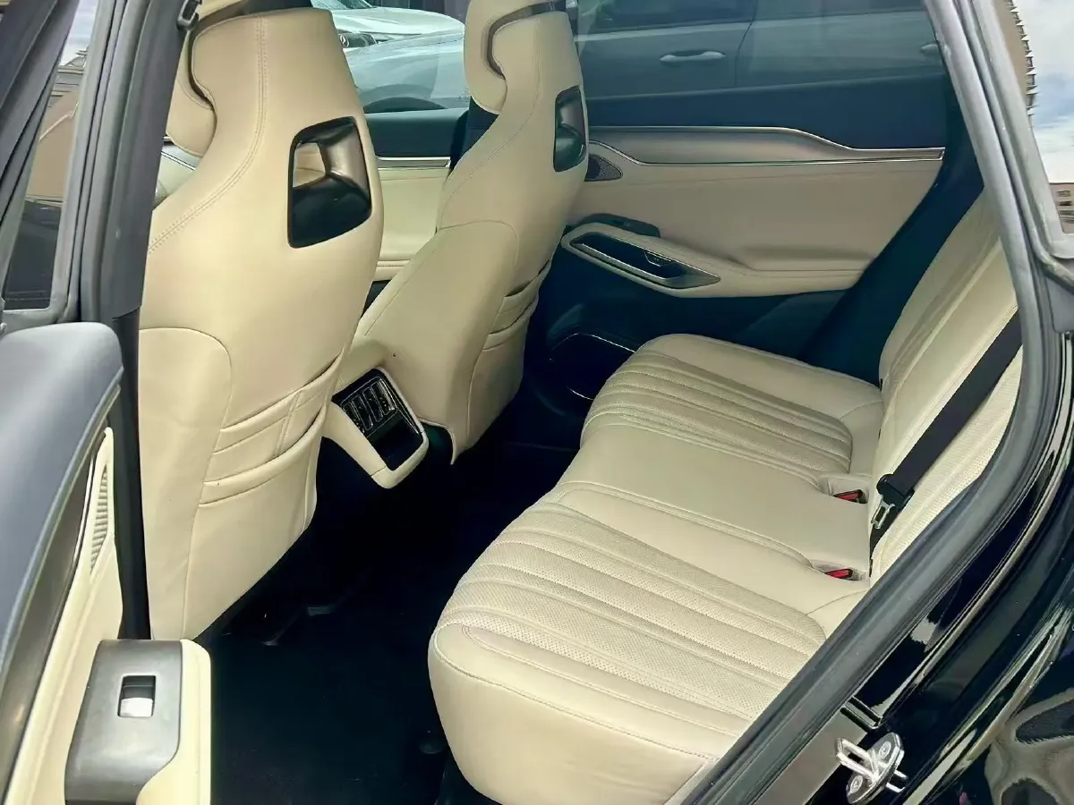 2024 BYD SongL EV BEV 71.8KWH,autocango,china used car exporter,china ev exporter,chinese used car exporter,chinese used ev exporter