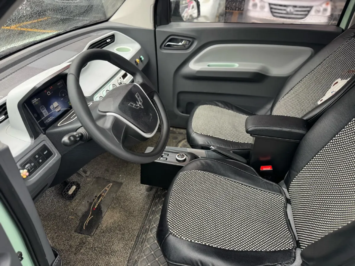 2020 WuLing HongGuang MINI EV BEV 9.3KWH,autocango,china used car exporter,china ev exporter,chinese used car exporter,chinese used ev exporter