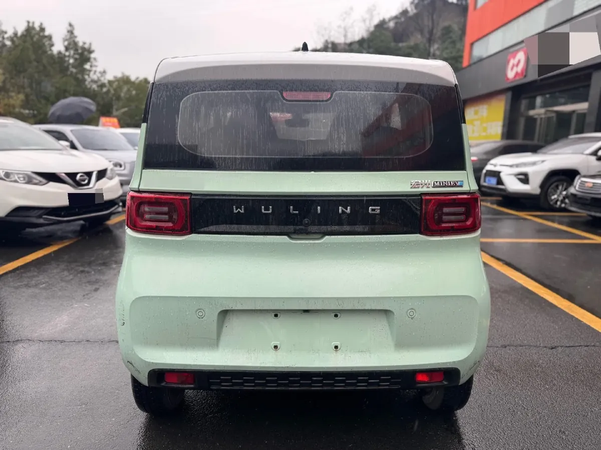 2020 WuLing HongGuang MINI EV BEV 9.3KWH,autocango,china used car exporter,china ev exporter,chinese used car exporter,chinese used ev exporter