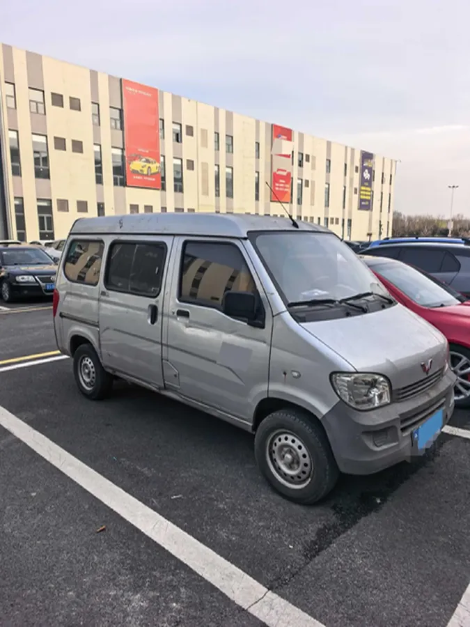 2015 WuLing ZhiGuang 1.2L 82HP L4 5MT,autocango,china used car exporter,china ev exporter,chinese used car exporter,chinese used ev exporter