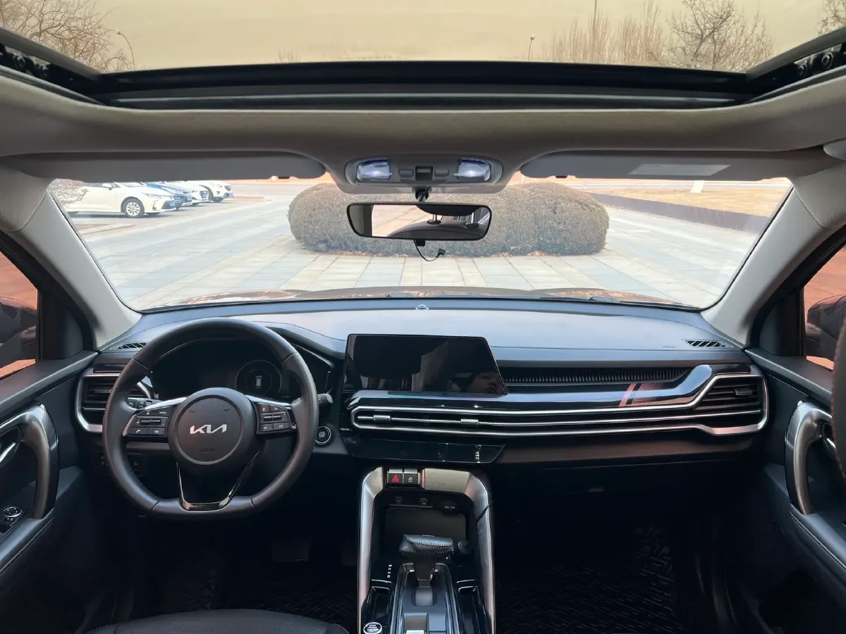 2021 Kia Sportage R 2.0L 161HP L4 6AT,autocango,china used car exporter,china ev exporter,chinese used car exporter,chinese used ev exporter