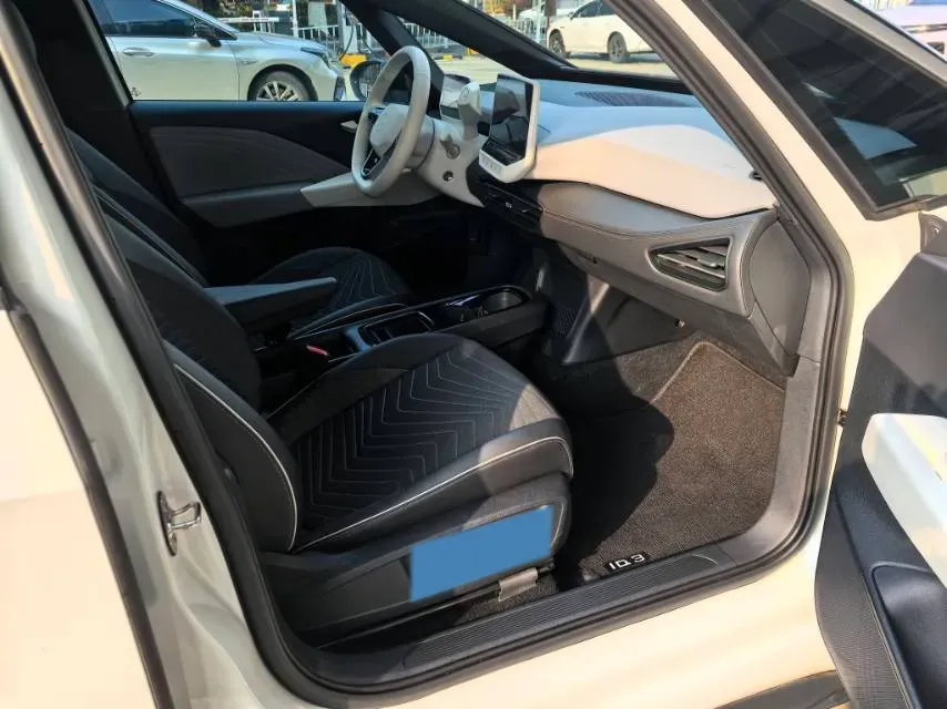 2024 Volkswagen ID.3 BEV 52.8KWH,autocango,china used car exporter,china ev exporter,chinese used car exporter,chinese used ev exporter