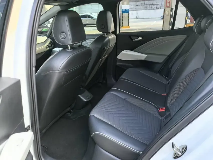 2024 Volkswagen ID.3 BEV 52.8KWH,autocango,china used car exporter,china ev exporter,chinese used car exporter,chinese used ev exporter