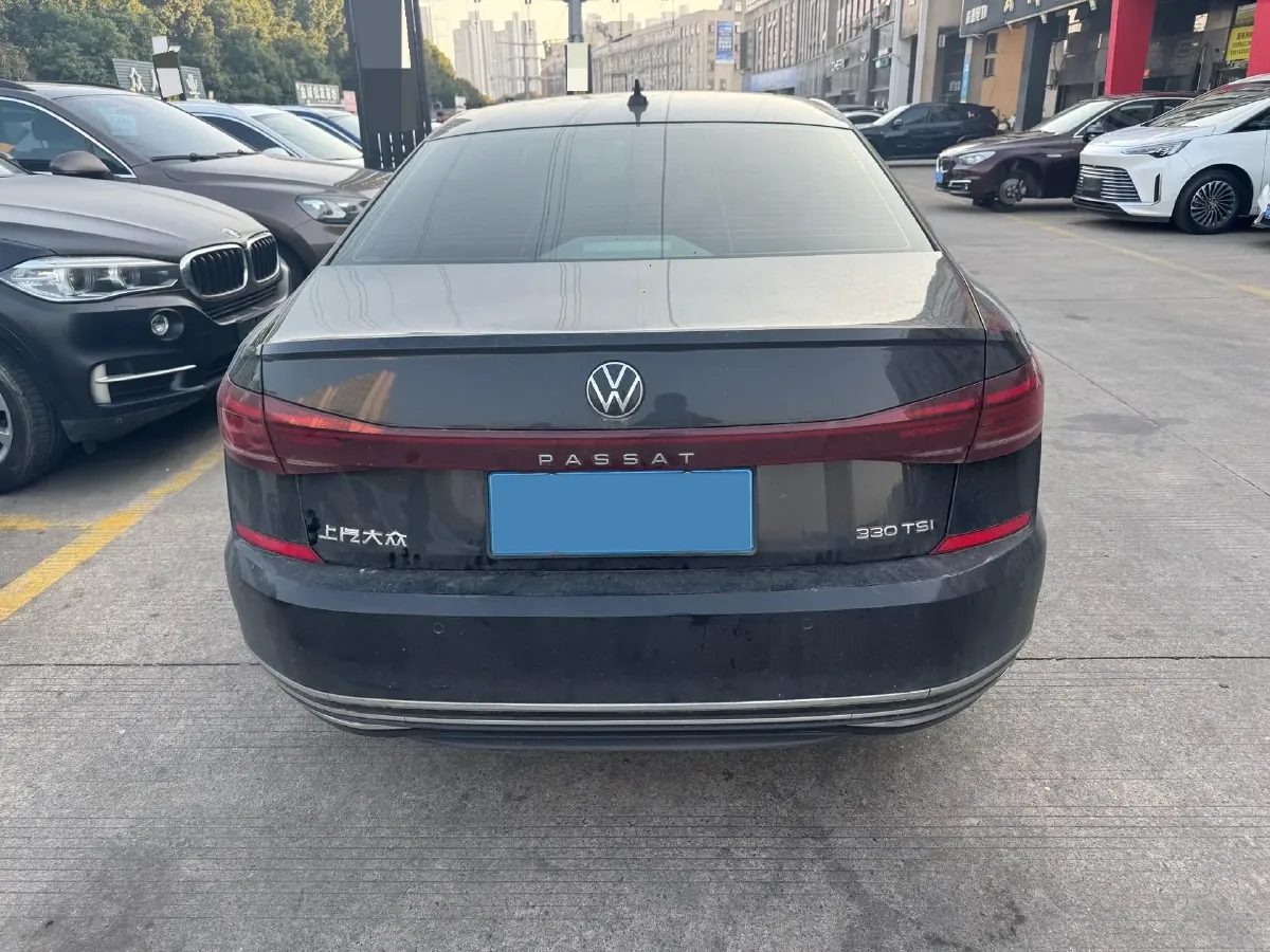 2023 Volkswagen Passat 2.0T 186HP L4 7DCT,autocango,china used car exporter,china ev exporter,chinese used car exporter,chinese used ev exporter