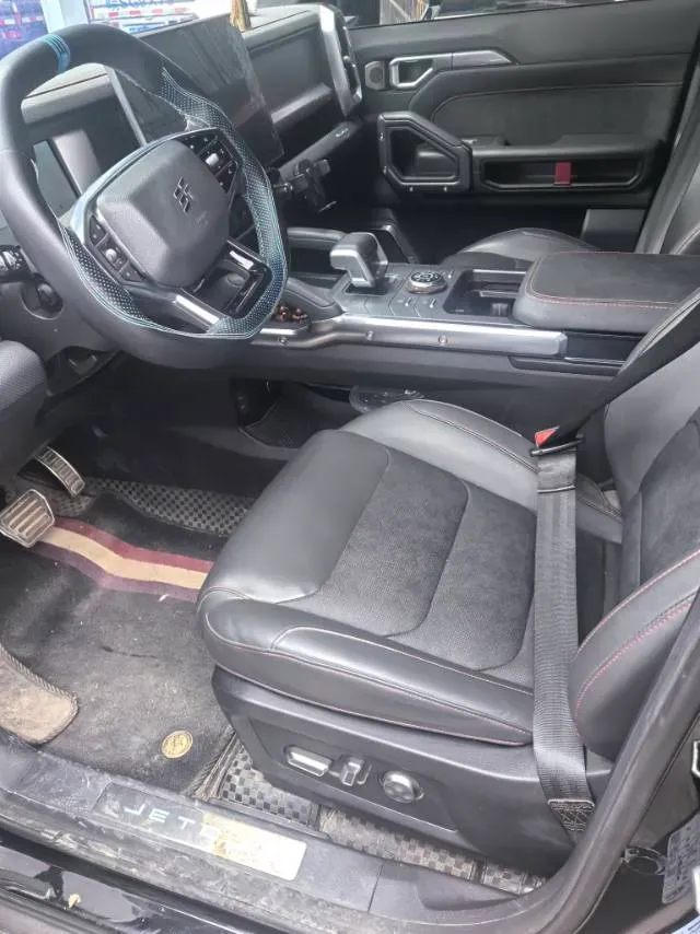 2023 Jetour Traveller 2.0T 254HP L4 7DCT,autocango,china used car exporter,china ev exporter,chinese used car exporter,chinese used ev exporter