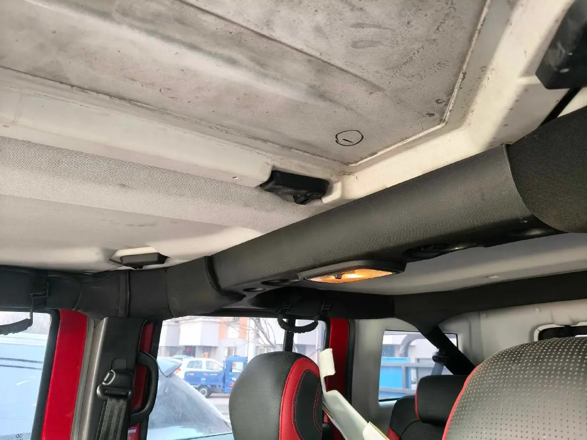 2019 Beijing BJ40 2.3T 231HP L4 6AT,autocango,china used car exporter,china ev exporter,chinese used car exporter,chinese used ev exporter