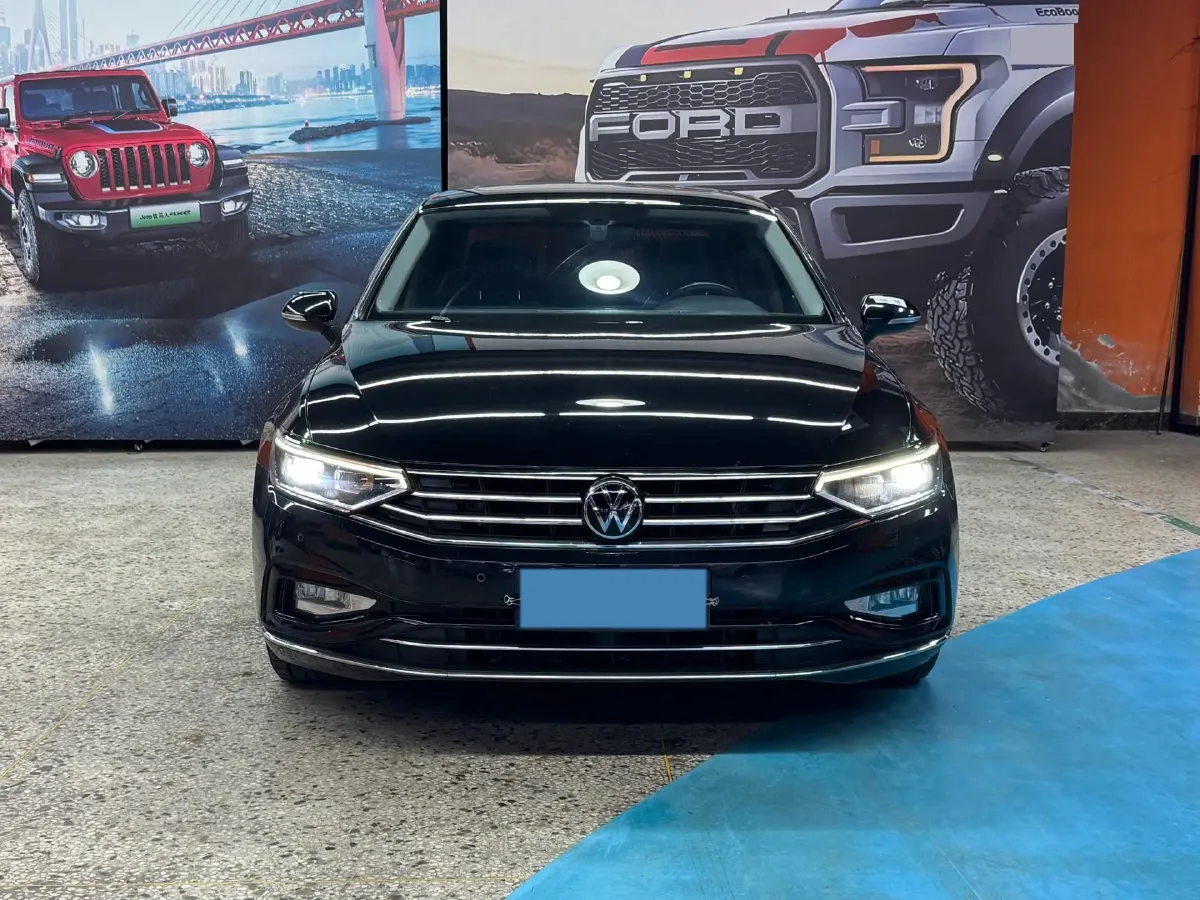 2020 Volkswagen Magotan 2.0T 186HP L4 7DCT,autocango,china used car exporter,china ev exporter,chinese used car exporter,chinese used ev exporter