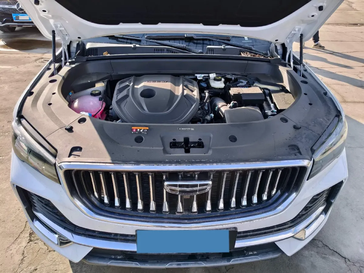 2024 Geely Monjaro 2.0T 218HP L4 7DCT,autocango,china used car exporter,china ev exporter,chinese used car exporter,chinese used ev exporter