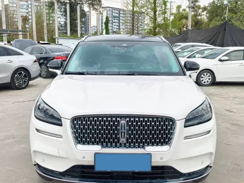 2022 Lincoln Corsair 2.0T 245HP L4 8AT,autocango,china used car exporter,china ev exporter,chinese used car exporter,chinese used ev exporter