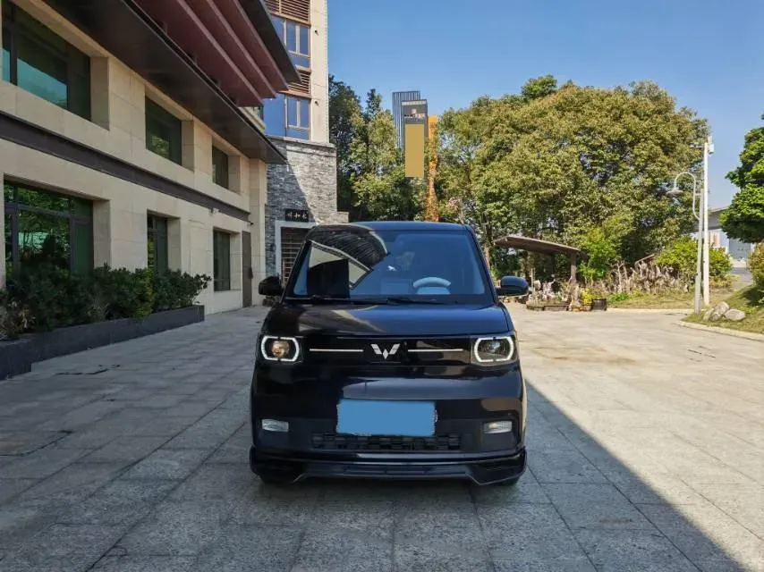 2022 WuLing HongGuang MINI EV BEV 9KWH,autocango,china used car exporter,china ev exporter,chinese used car exporter,chinese used ev exporter