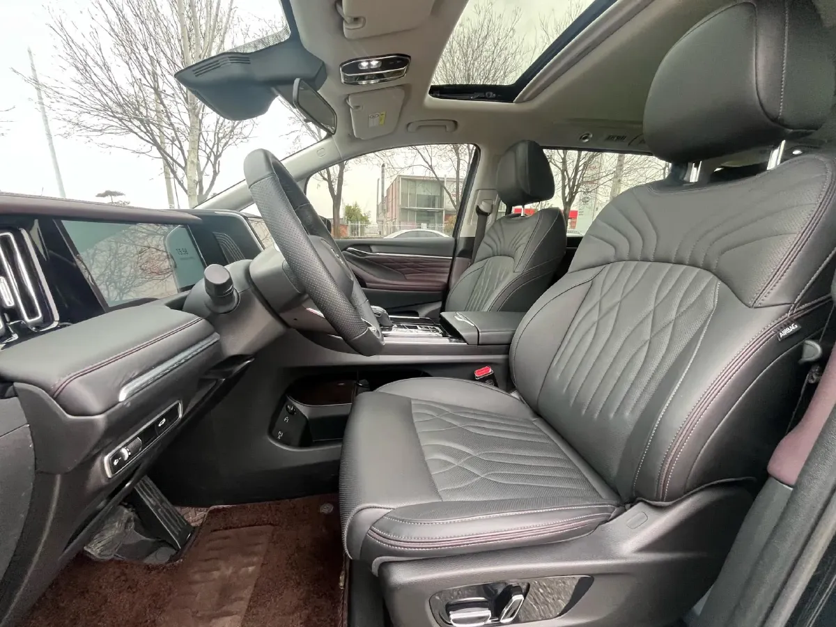 2024 GAC Trumpchi M8 2.0T 252HP L4 8AT,autocango,china used car exporter,china ev exporter,chinese used car exporter,chinese used ev exporter