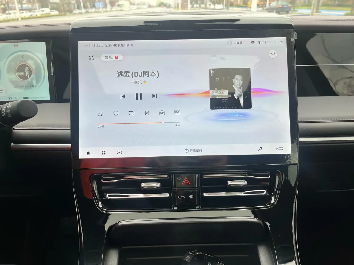 2024 GAC Trumpchi M8 2.0T 252HP L4 8AT,autocango,china used car exporter,china ev exporter,chinese used car exporter,chinese used ev exporter