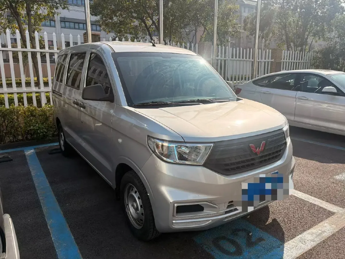 2022 JinBei Little Sea Lion X30 1.5L 102HP L4 5MT,autocango,china used car exporter,china ev exporter,chinese used car exporter,chinese used ev exporter