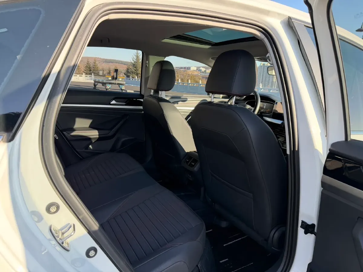 2023 Volkswagen Lavida 1.4T 150HP L4 7DCT,autocango,china used car exporter,china ev exporter,chinese used car exporter,chinese used ev exporter