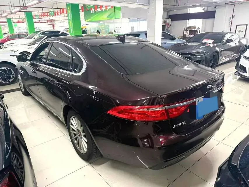 2018 Jaguar XFL 2.0T 200HP L4 8AT,autocango,china used car exporter,china ev exporter,chinese used car exporter,chinese used ev exporter