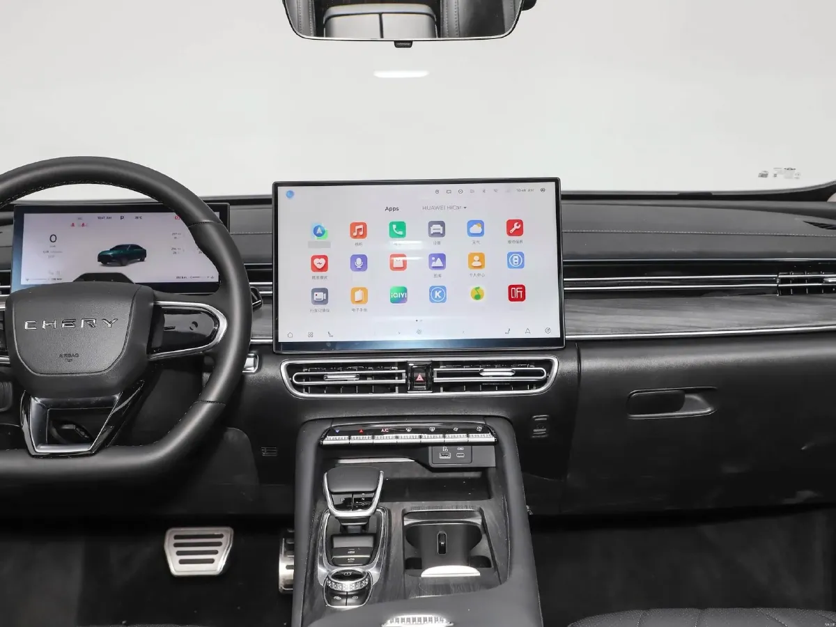 2025 Chery Arrizo 8 Pro 2.0T 254HP L4 7DCT,autocango,china used car exporter,china ev exporter,chinese used car exporter,chinese used ev exporter