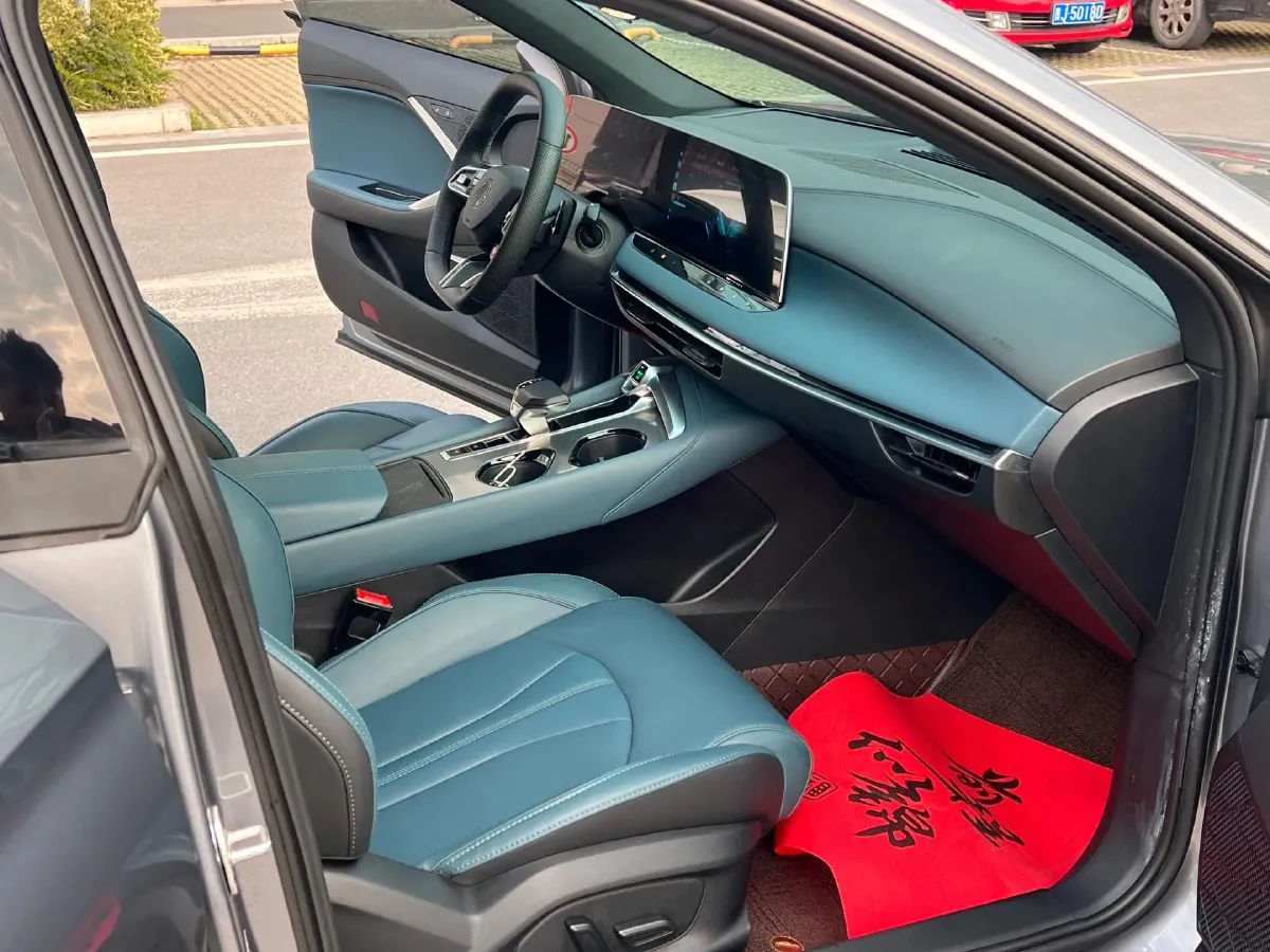 2023 MG 7 2.0T 261HP L4 9AT,autocango,china used car exporter,china ev exporter,chinese used car exporter,chinese used ev exporter