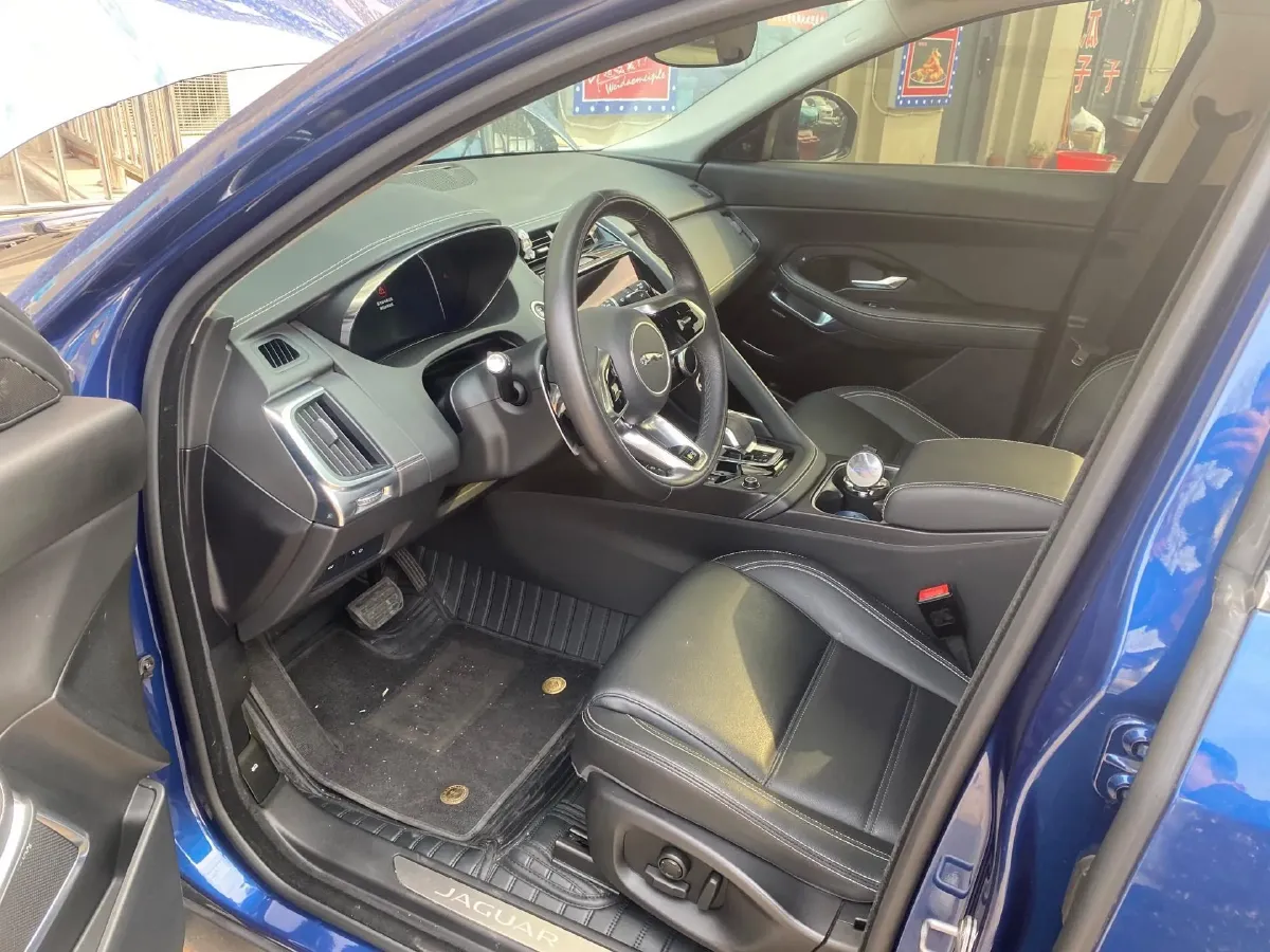2024 Jaguar E-PACE 1.5T 200HP L3 8AT,autocango,china used car exporter,china ev exporter,chinese used car exporter,chinese used ev exporter