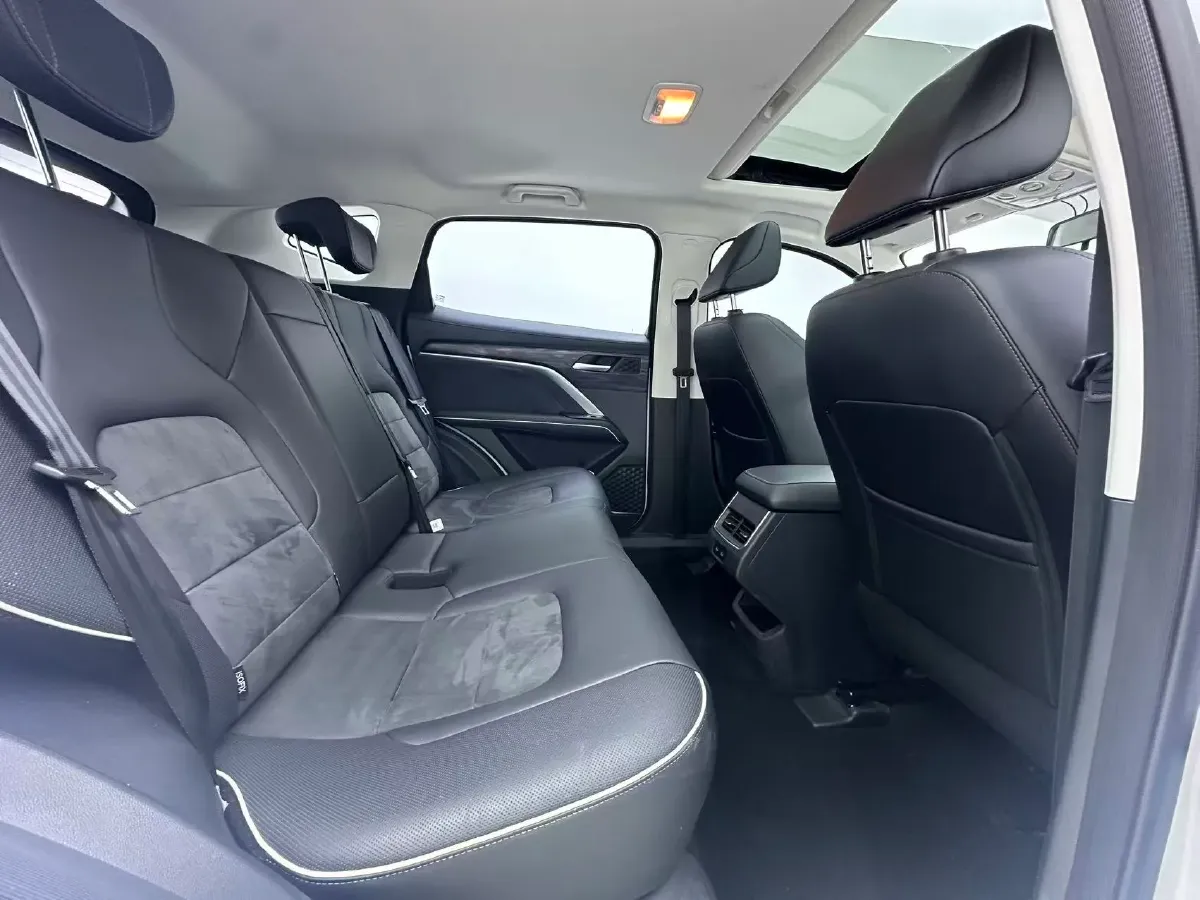 2021 Haval H6 1.5T 150HP L4 7DCT,autocango,china used car exporter,china ev exporter,chinese used car exporter,chinese used ev exporter