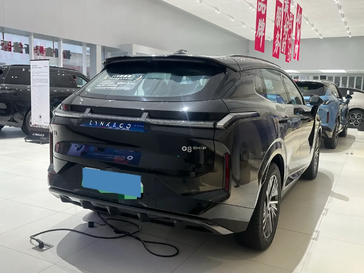 2025 LYNK&CO 08 EM-P 1.5T 163HP L4 3DHT PHEV 21.2KWH,autocango,china used car exporter,china ev exporter,chinese used car exporter,chinese used ev exporter