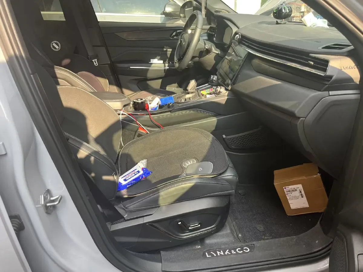 2023 LYNK&CO 08 EM-P 1.5T 163HP L4 3DHT PHEV 21.2KWH,autocango,china used car exporter,china ev exporter,chinese used car exporter,chinese used ev exporter