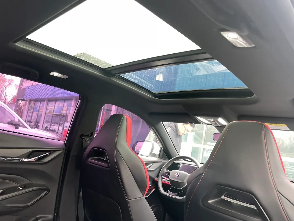 2025 ChangAn X5 PLUS 1.5T 188HP L4 7DCT,autocango,china used car exporter,china ev exporter,chinese used car exporter,chinese used ev exporter