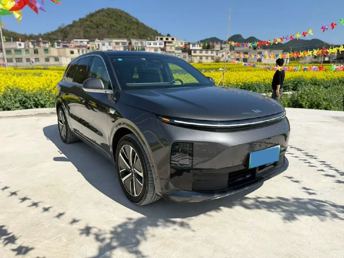 2024 Li L6 Range Extended 154HP L4 REEV 36.8KWH,autocango,china used car exporter,china ev exporter,chinese used car exporter,chinese used ev exporter